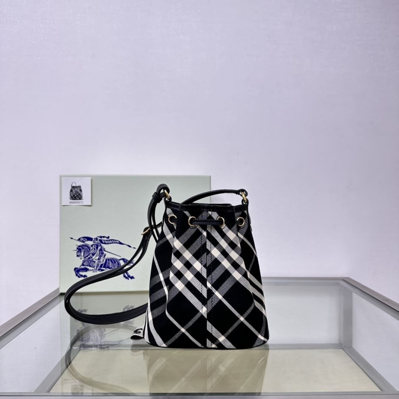 Bv*b*rry bucket bags